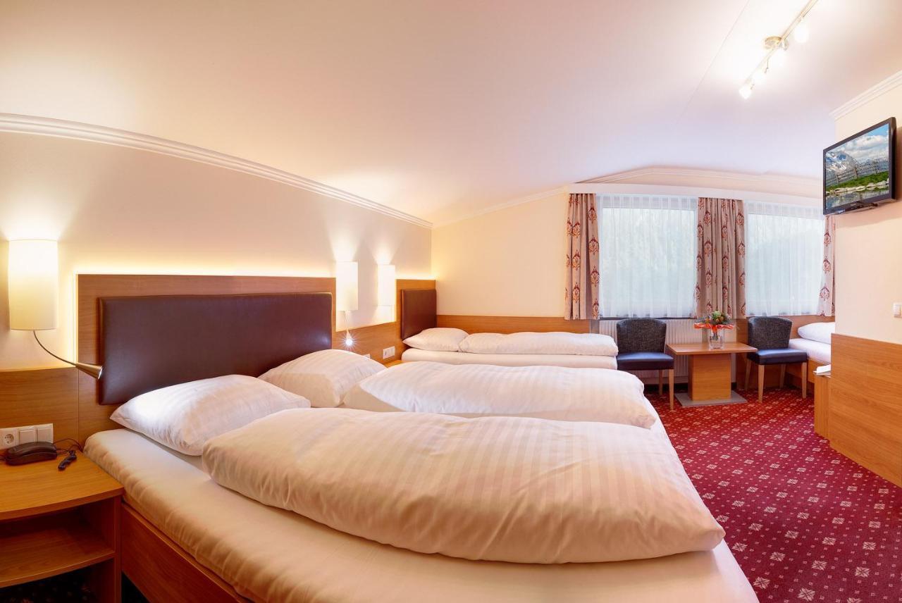 Hotel Finkenbergerhof エクステリア 写真