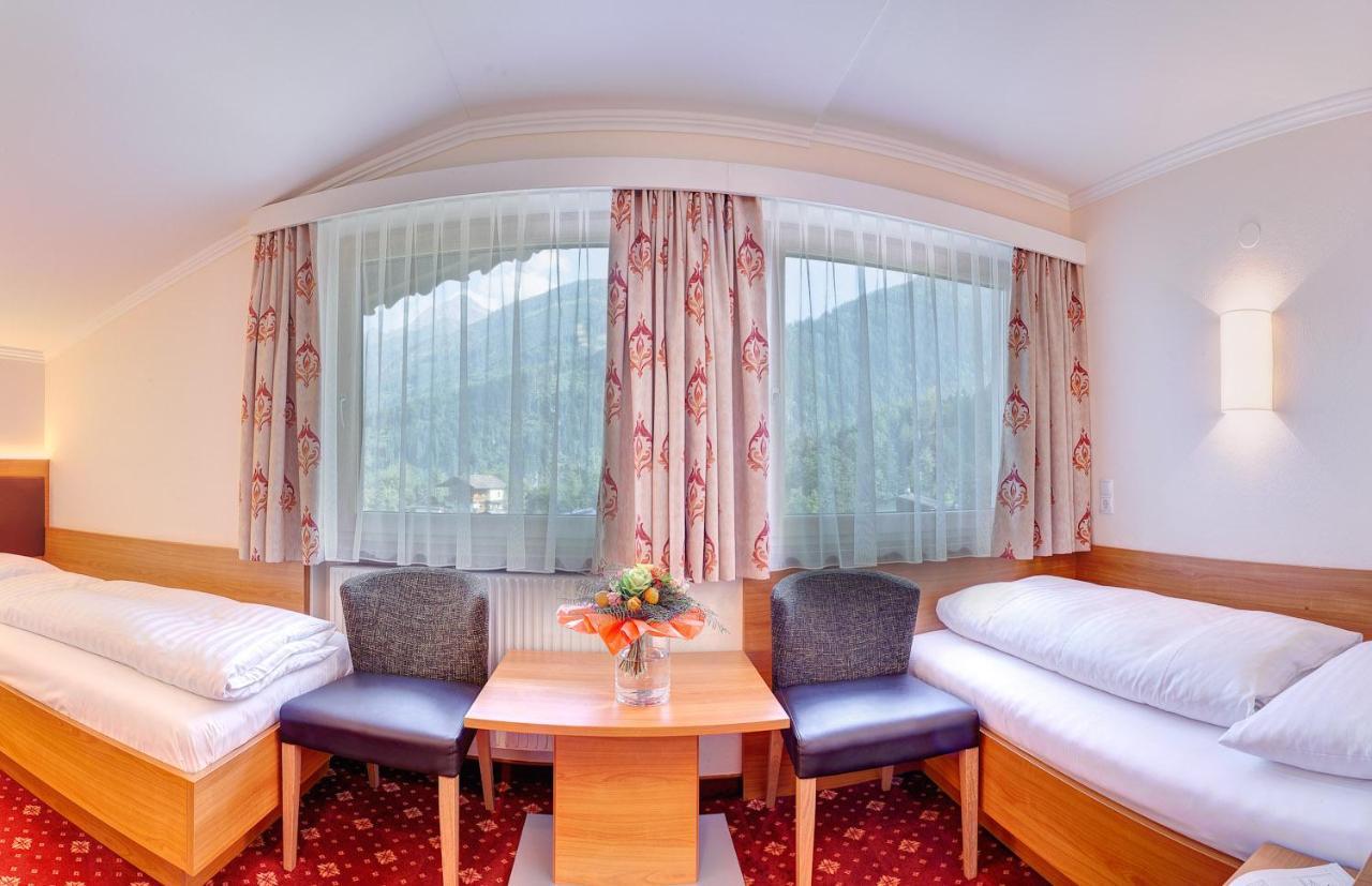 Hotel Finkenbergerhof エクステリア 写真