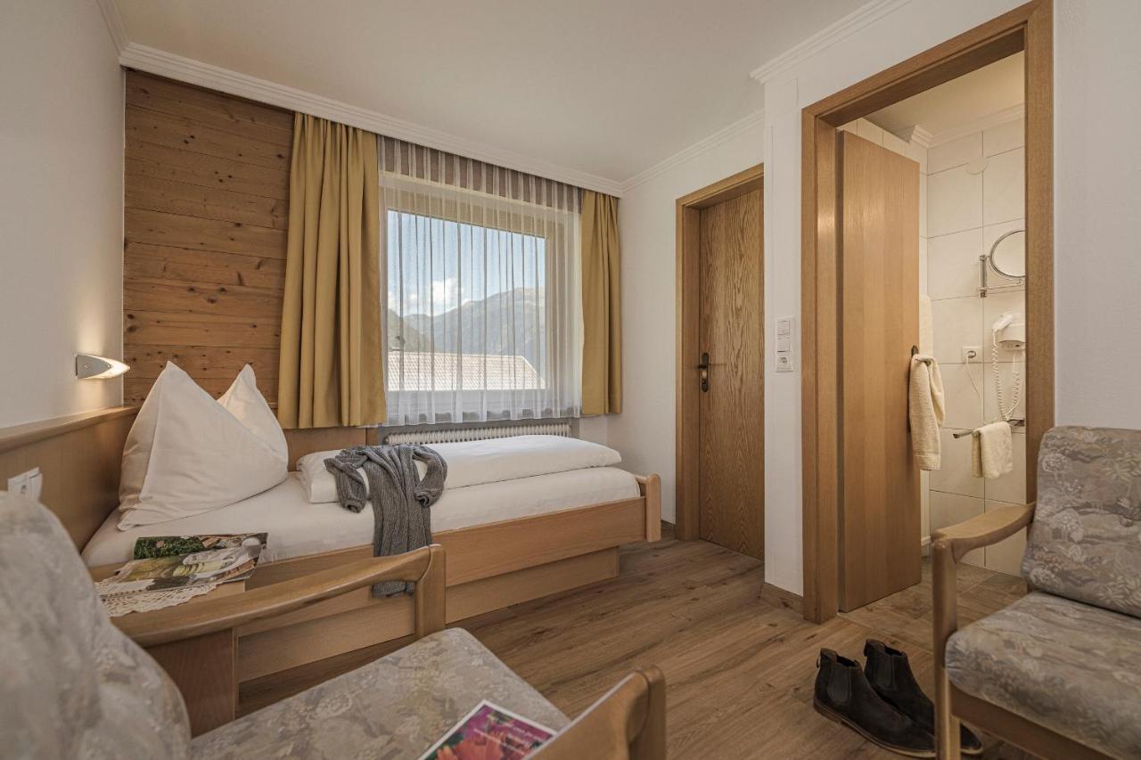 Hotel Finkenbergerhof エクステリア 写真