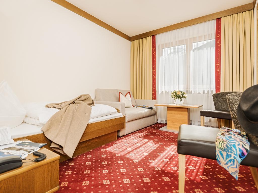 Hotel Finkenbergerhof エクステリア 写真